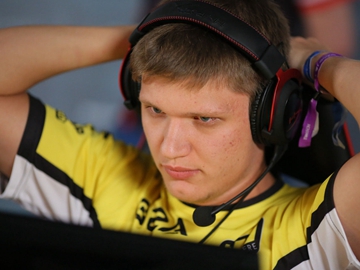 LPL选手返图：Xiaohao激动的泪水，是久违的胜利！