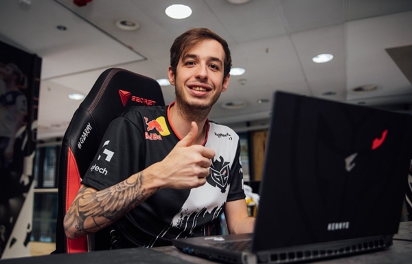 B8 将对阵 Imperial ， Heroic 将在 BLAST.tv Austin Major 2025 第一场比赛中与 Chinggis Warriors 交锋